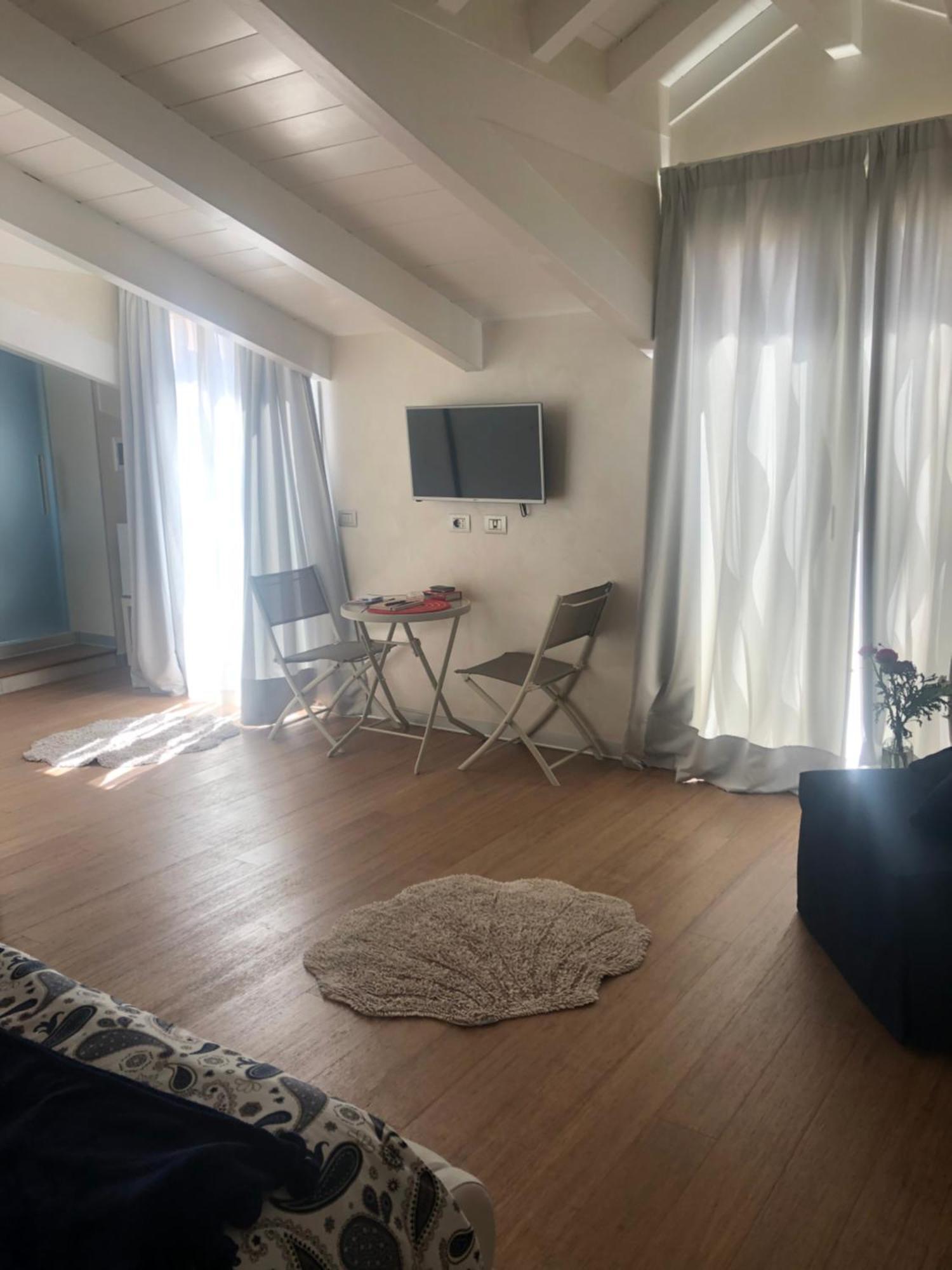 B&B Borgo Marina Bordighera Bagian luar foto